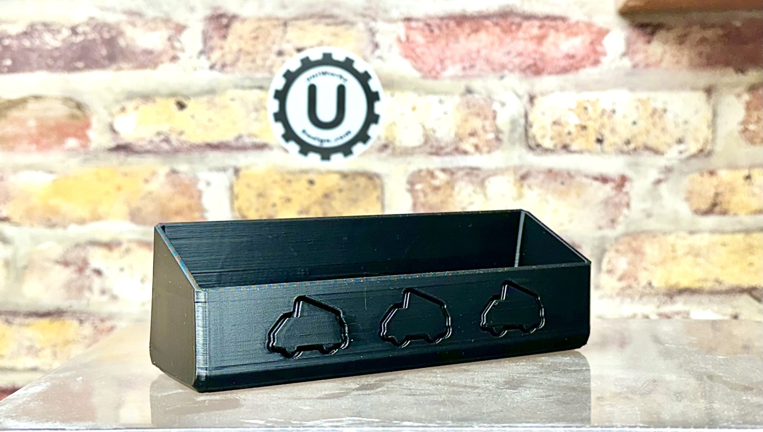 Magnetic Cubby Bin